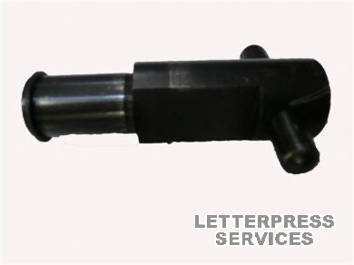 Disengaging Bolt